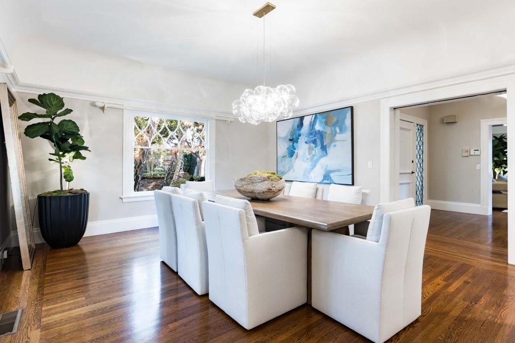 Photo of 765 University Avenue, Palo Alto, CA 94301 (MLS # ML82026153)