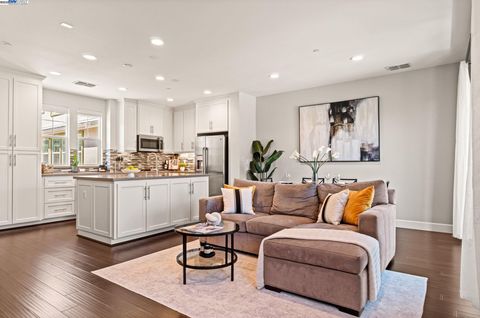 Photo of 849 Tranquility Circle #3, Livermore, CA 94551 (MLS # 41117829)