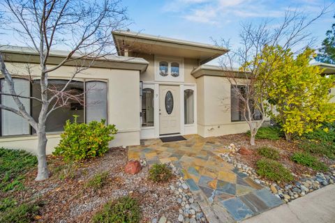 Photo of 2017 Pine Knoll Drive #7, Walnut Creek, CA 94595 (MLS # 41120597)