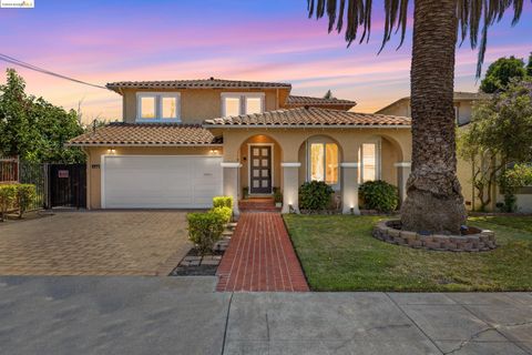 A home in San Leandro