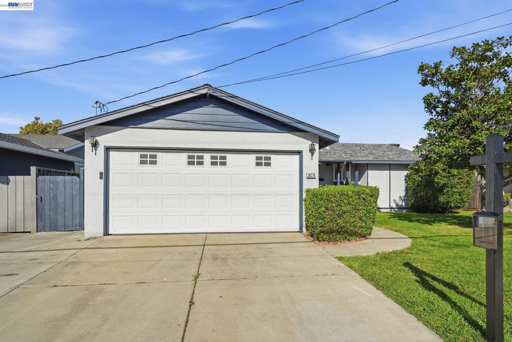 Photo of 36276 Sandalwood St, Newark, CA 94560 (MLS # 41126966)