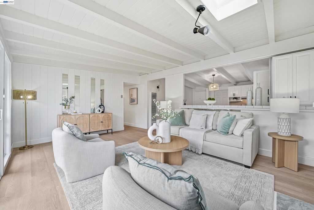 Photo of 682 Patoma Ct, Fremont, CA 94536 (MLS # 41126975)