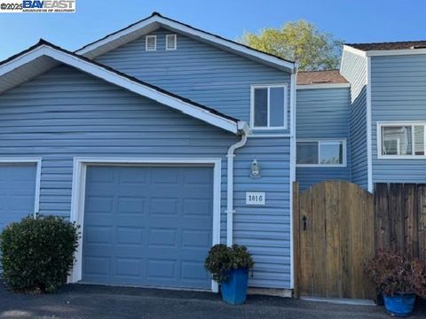 1016 Glenn Cmn Livermore CA 94551