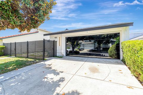 A home in Union City