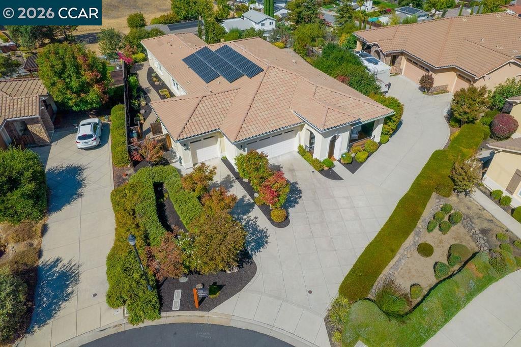 24 Promontory Place