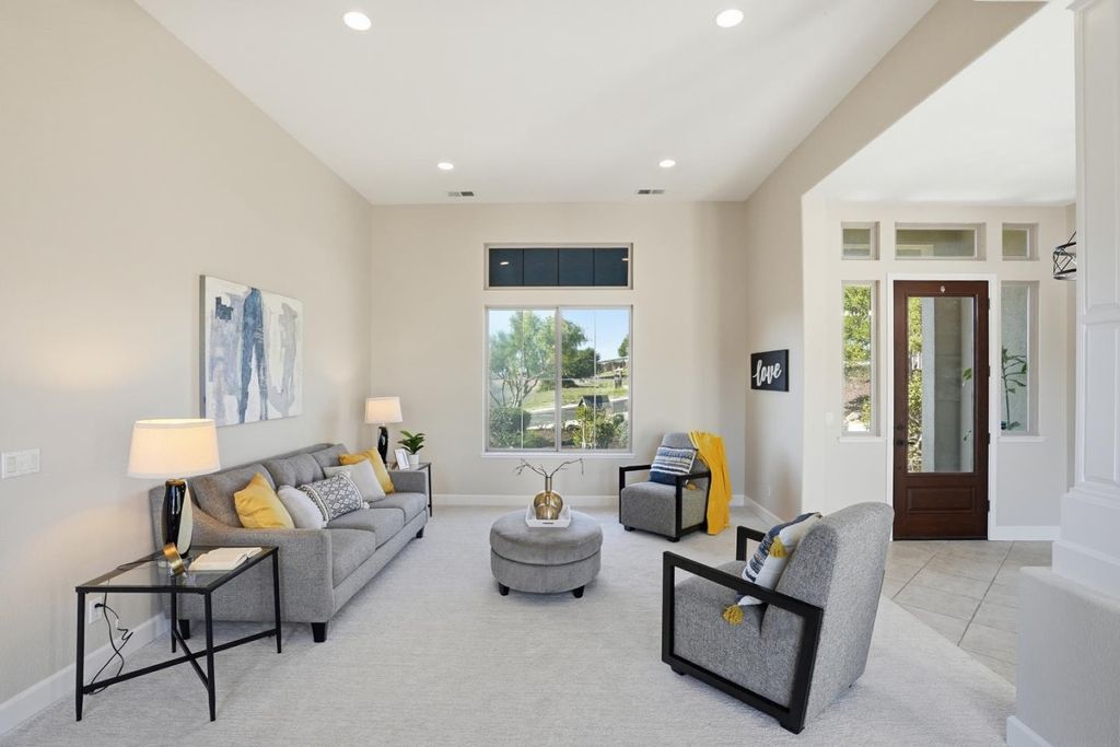 Photo of 979 Via Rodriguez, San Juan Bautista, CA 95045 (MLS # ML82026322)