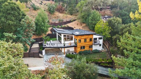 A home in Portola Valley