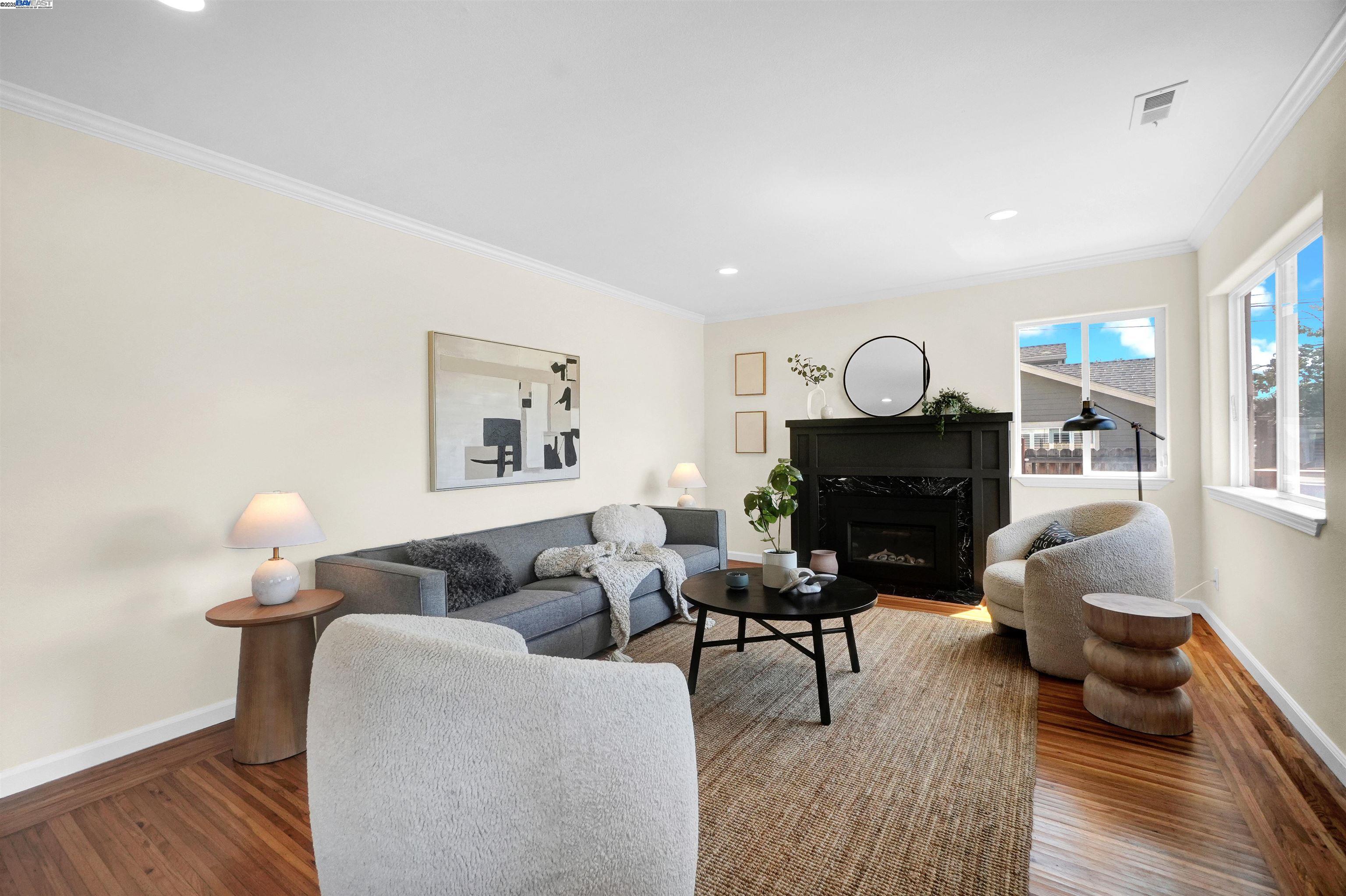 19548 Alana Rd