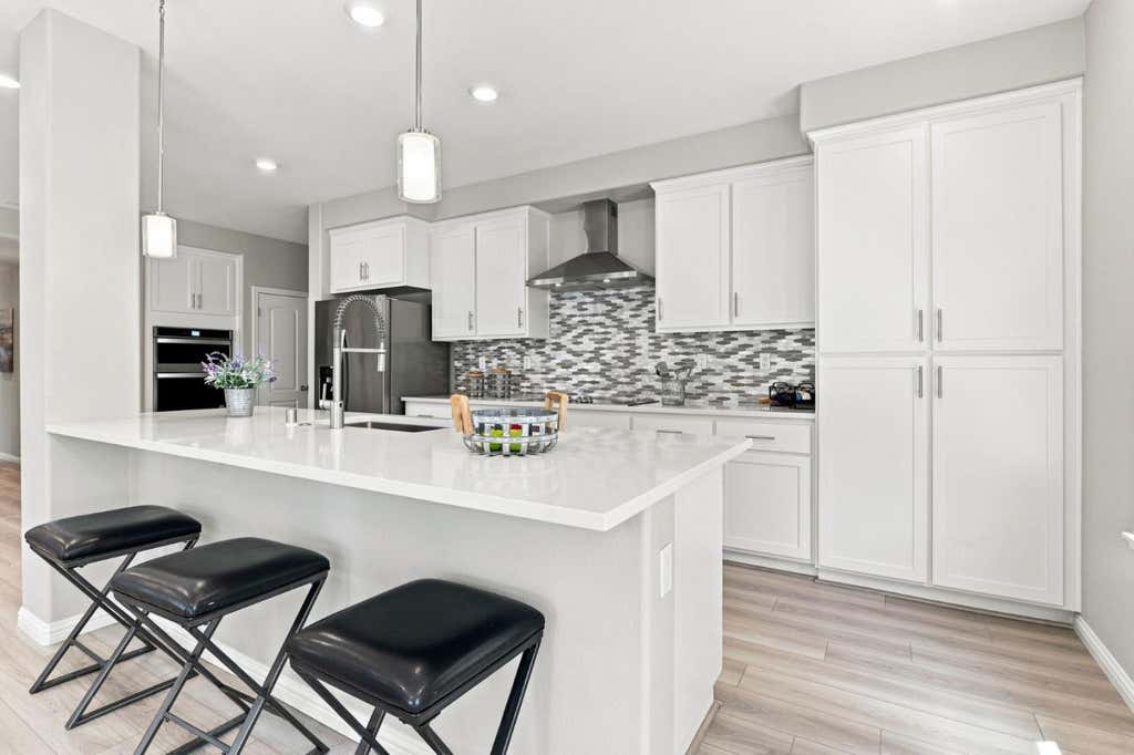 Photo of 220 Waters Park Circle #101, San Mateo, CA 94403 (MLS # ML82058555)