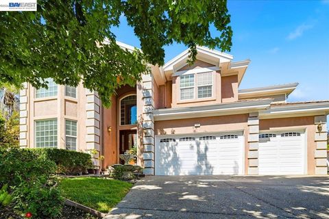 Photo of 720 Rutherford Cir, Brentwood, CA 94513 (MLS # 41138476)