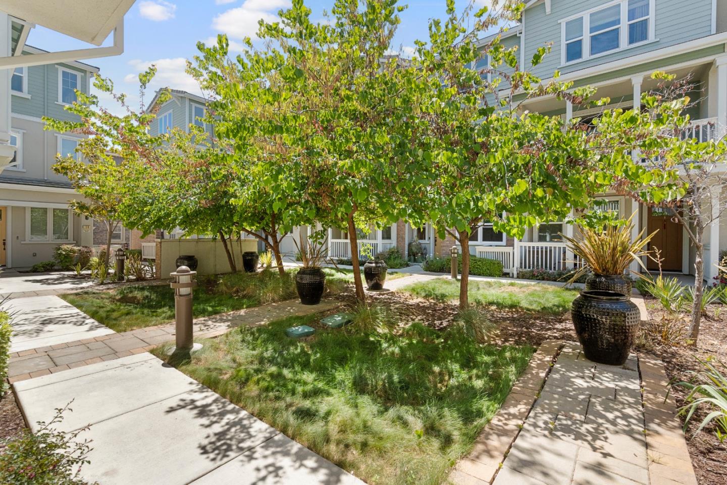 Sunnyvale, California 94086, United States, 3 Bedrooms Bedrooms, ,4 BathroomsBathrooms,Residential,Active,145621