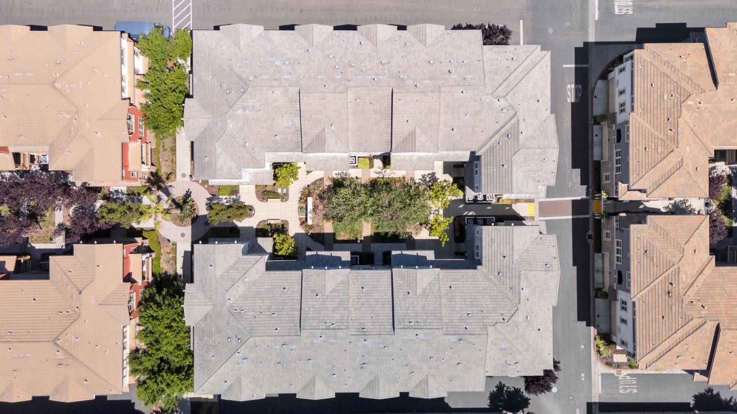 Sunnyvale, California 94086, United States, 3 Bedrooms Bedrooms, ,4 BathroomsBathrooms,Residential,Active,145621