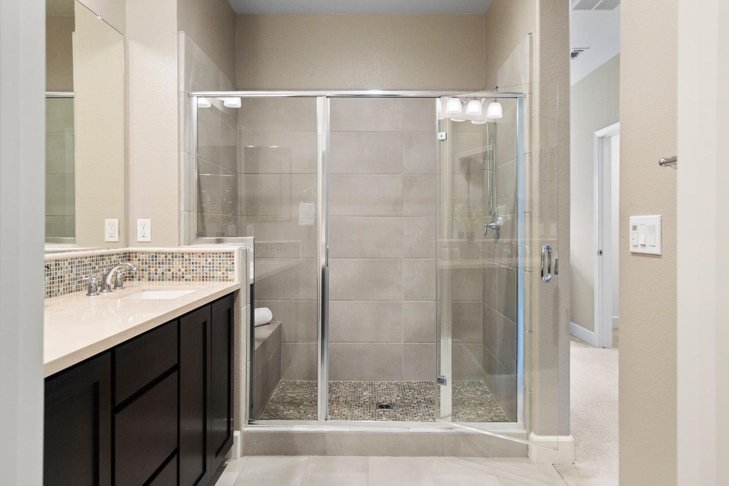 Sunnyvale, California 94086, United States, 3 Bedrooms Bedrooms, ,4 BathroomsBathrooms,Residential,Active,145621