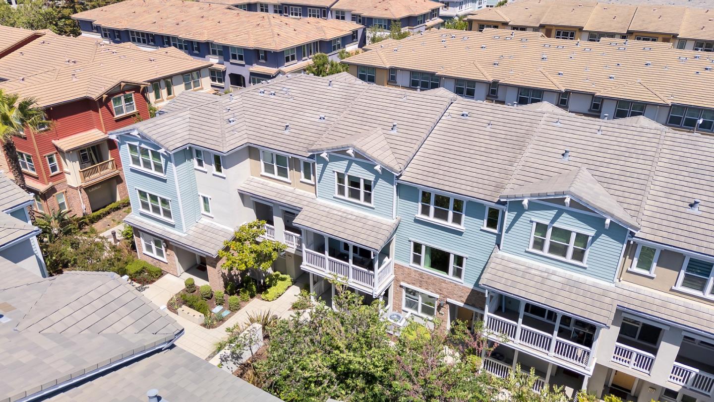 Sunnyvale, California 94086, United States, 3 Bedrooms Bedrooms, ,4 BathroomsBathrooms,Residential,Active,145621