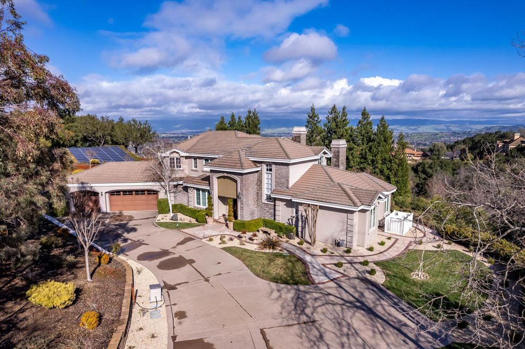 Photo of 130 Sierra Azule, Los Gatos, CA 95032 (MLS # ML82039123)