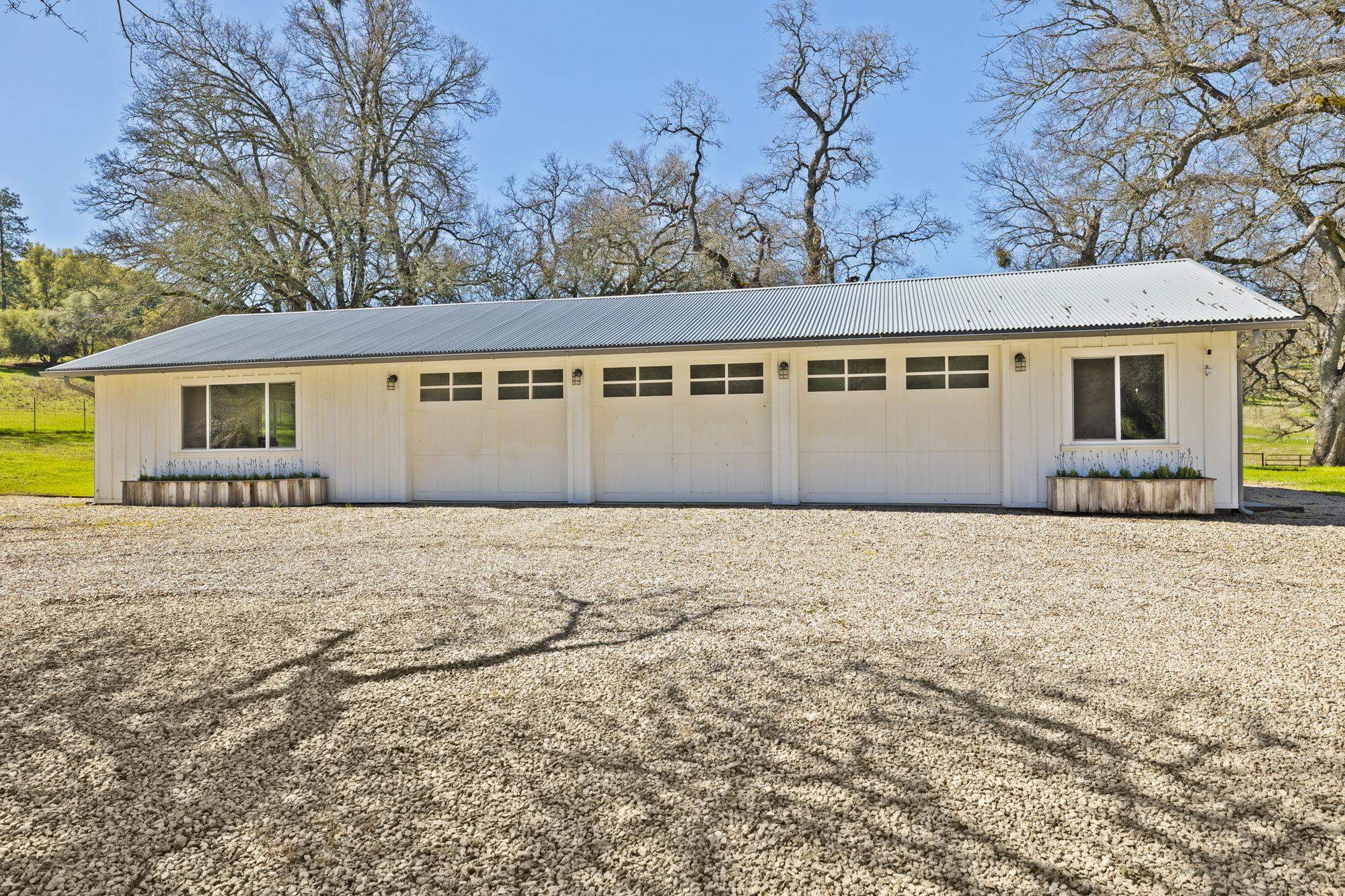 Angels Camp, California, 95222, United States, 4 Bedrooms Bedrooms, ,4 BathroomsBathrooms,Residential,Active,2015240