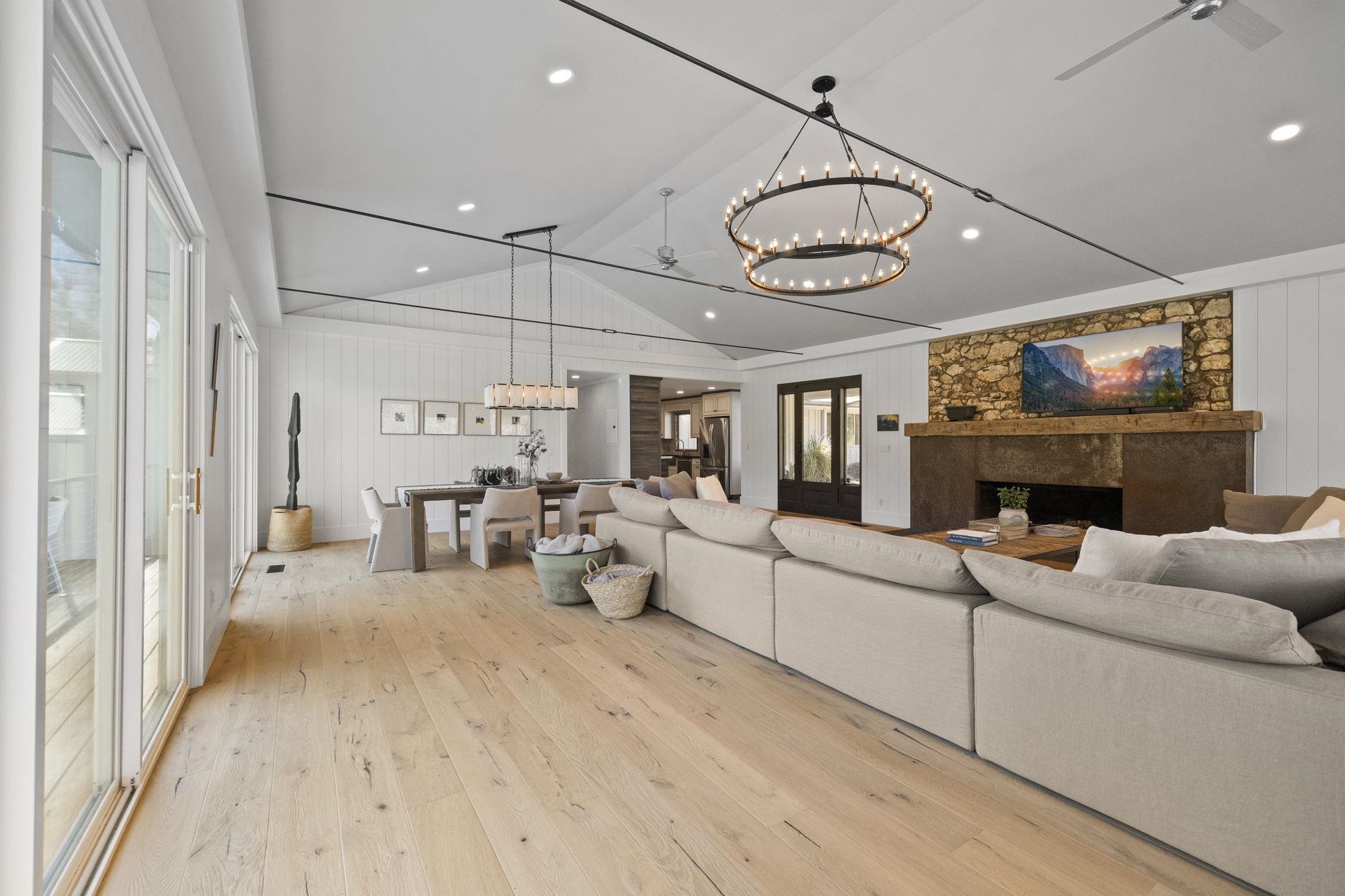 Angels Camp, California, 95222, United States, 4 Bedrooms Bedrooms, ,4 BathroomsBathrooms,Residential,Active,2015240
