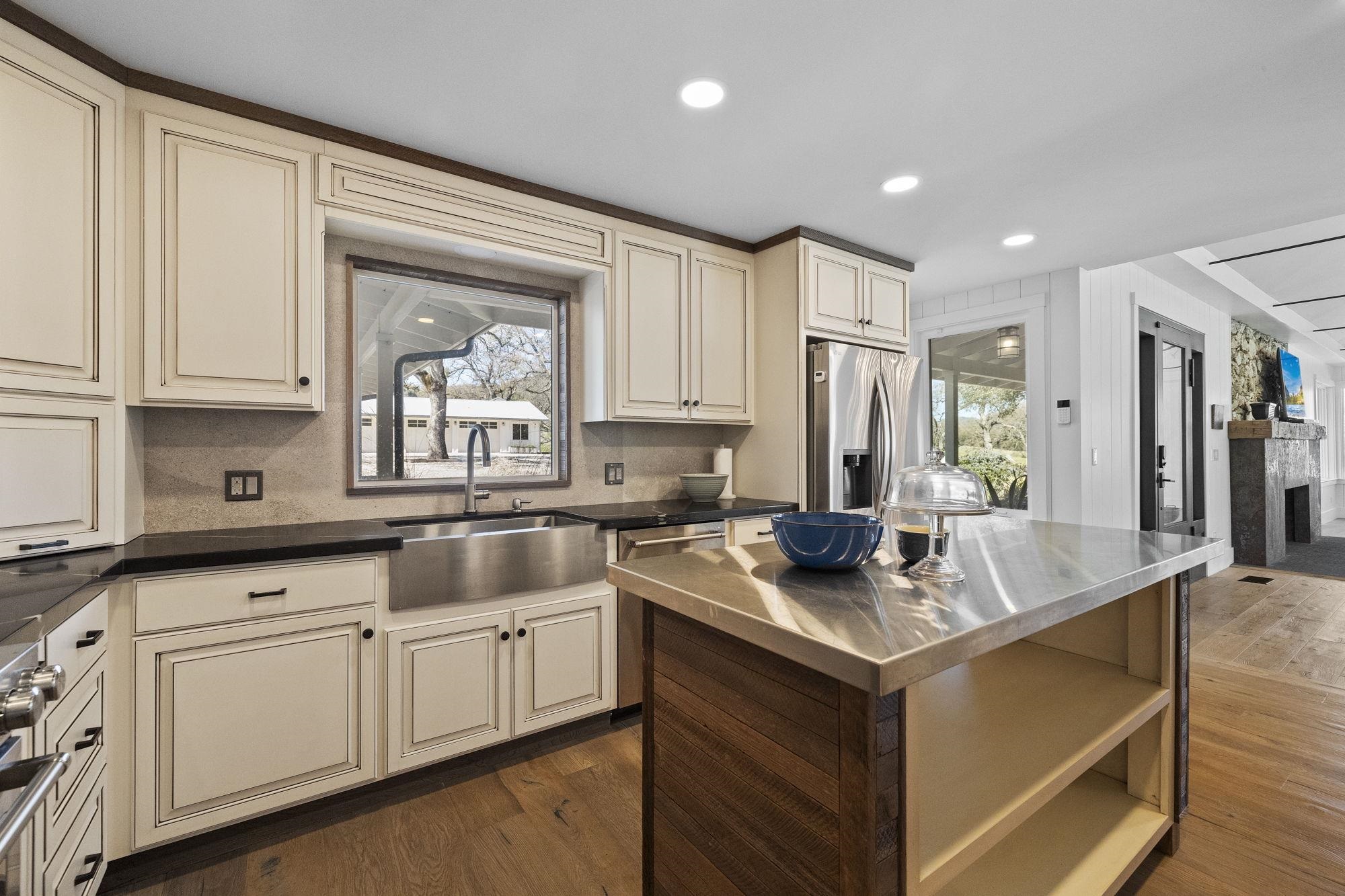 Angels Camp, California, 95222, United States, 4 Bedrooms Bedrooms, ,4 BathroomsBathrooms,Residential,Active,2015240