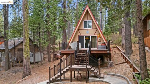 Photo of 25728 Upper Scenic Dr, Long Barn, CA 95335 (MLS # 41118979)