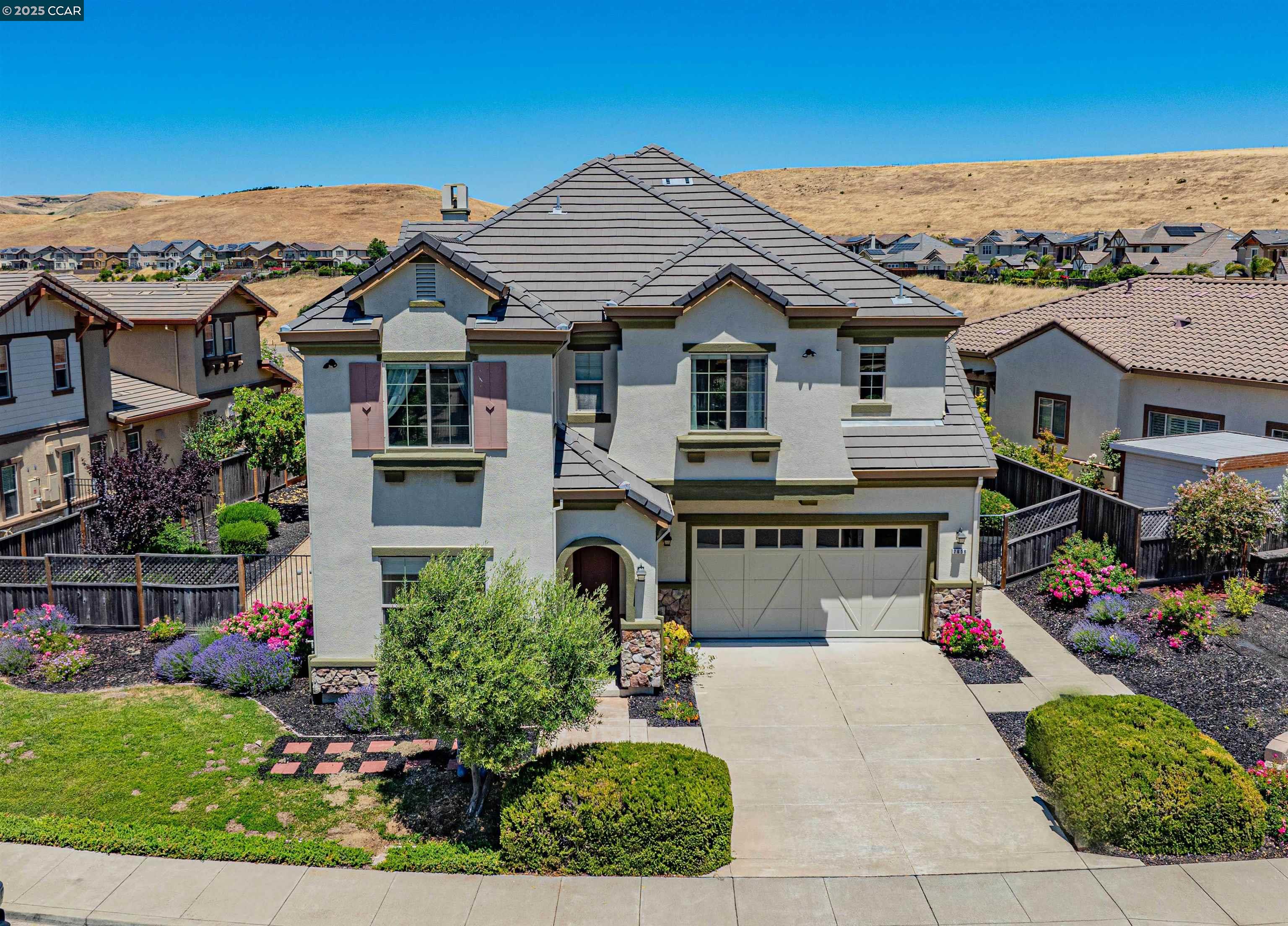 7656 Ridgeline Dr