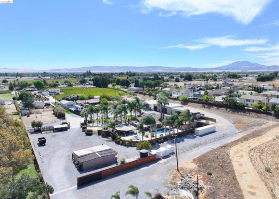 340 W BOLTON RD, OAKLEY, CA 94561 - Image 2da6eb3e276b74154c0fa8dfdfdf8efe/3134663113
