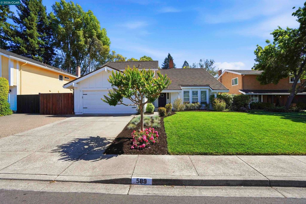 Photo of 589 Zephyr Cir, Danville, CA 94526 (MLS # 41135498)