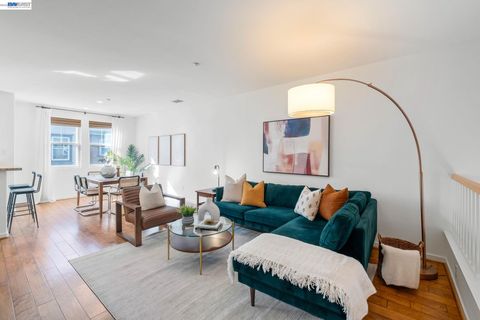 Photo of 157 Zephyr Pl #109, Livermore, CA 94550 (MLS # 41121669)