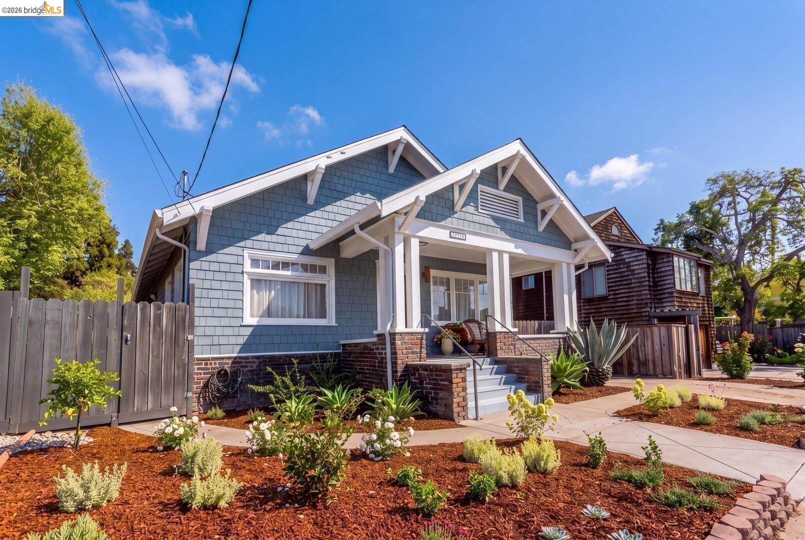 5726 Claremont