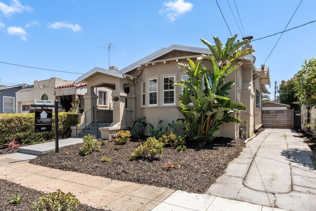 Photo of 2512 67th Ave, Oakland, CA 94605 (MLS # 41120390)