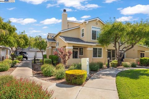 253 Bellington Cmn Livermore CA 94551