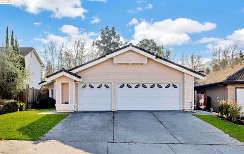 Photo of 4968 Buckboard Way, Richmond, CA 94803 (MLS # 41119413)