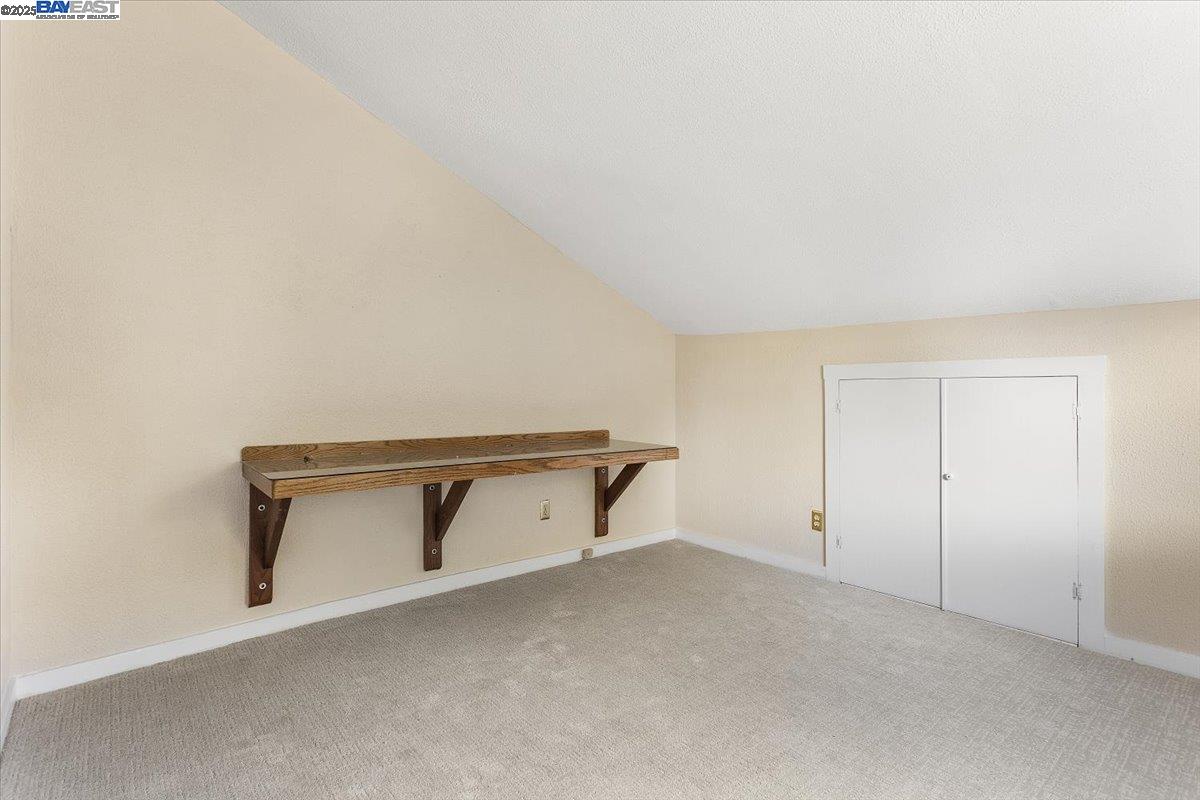 Alameda, California 94502, United States, 2 Bedrooms Bedrooms, ,2 BathroomsBathrooms,Residential,Active,220726