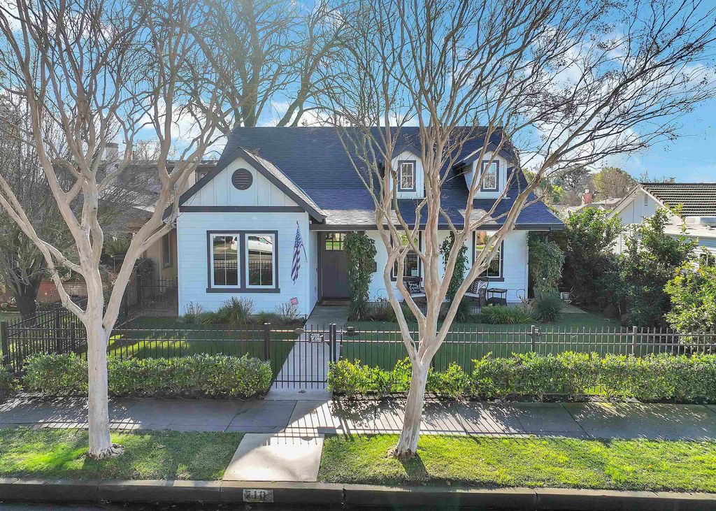 Photo of 710 W Elm St, Lodi, CA 95240 (MLS # 41119183)