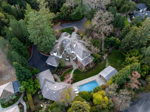 A home in Woodside