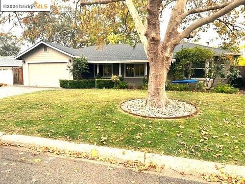 A home in Pleasant Hill