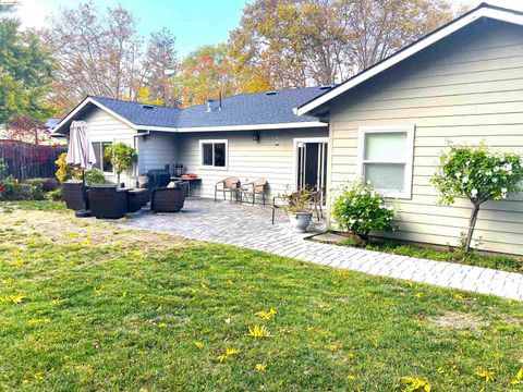 A home in Pleasant Hill