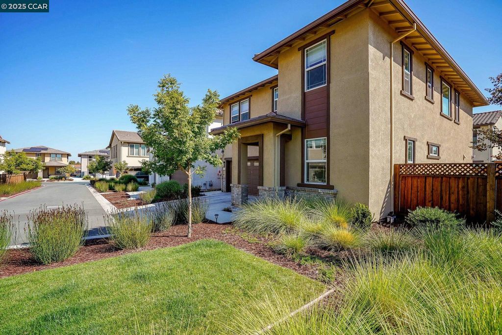 Photo of 433 Ramos Ranch Rd, Oakley, CA 94561 (MLS # 41113107)