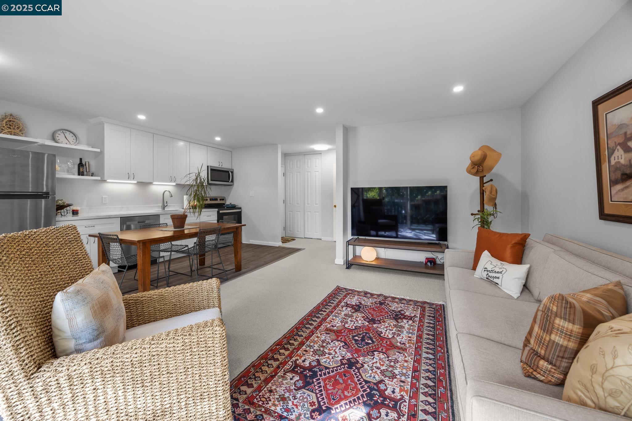 Concord, California 94518, United States, 1 Bedroom Bedrooms, ,1 BathroomBathrooms,Residential,Active,105781