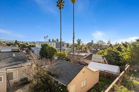 A home in East Palo Alto