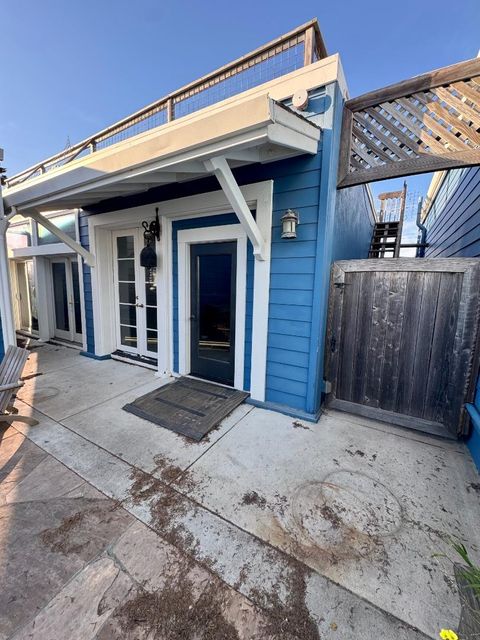 Photo of 315 Princeton Avenue, Half Moon Bay, CA 94019 (MLS # ML82034143)