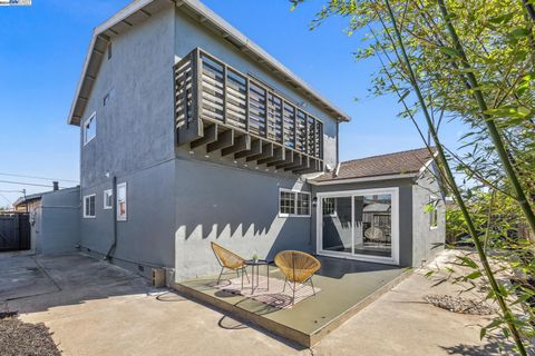 A home in San Leandro