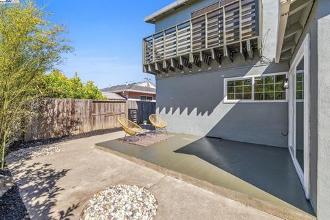 A home in San Leandro