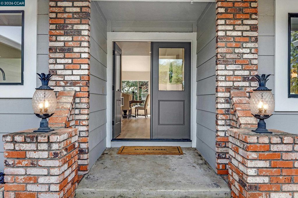 Photo of 5174 Jomar Dr, Concord, CA 94521 (MLS # 41127421)