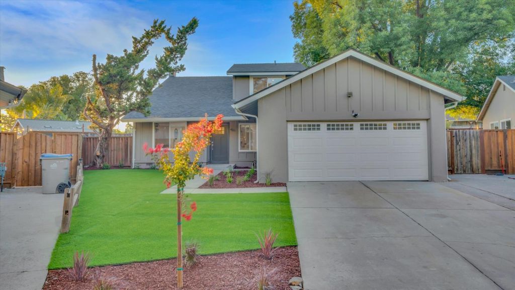 Photo of 461 Mccamish Court, San Jose, CA 95123 (MLS # ML82047760)