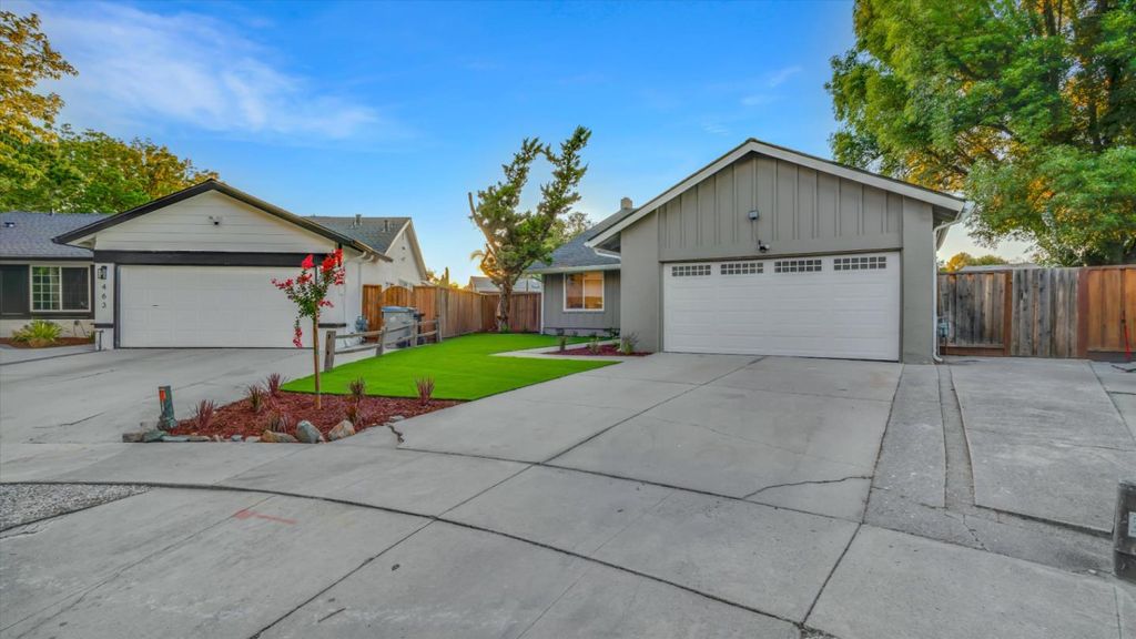 Photo of 461 Mccamish Court, San Jose, CA 95123 (MLS # ML82047760)