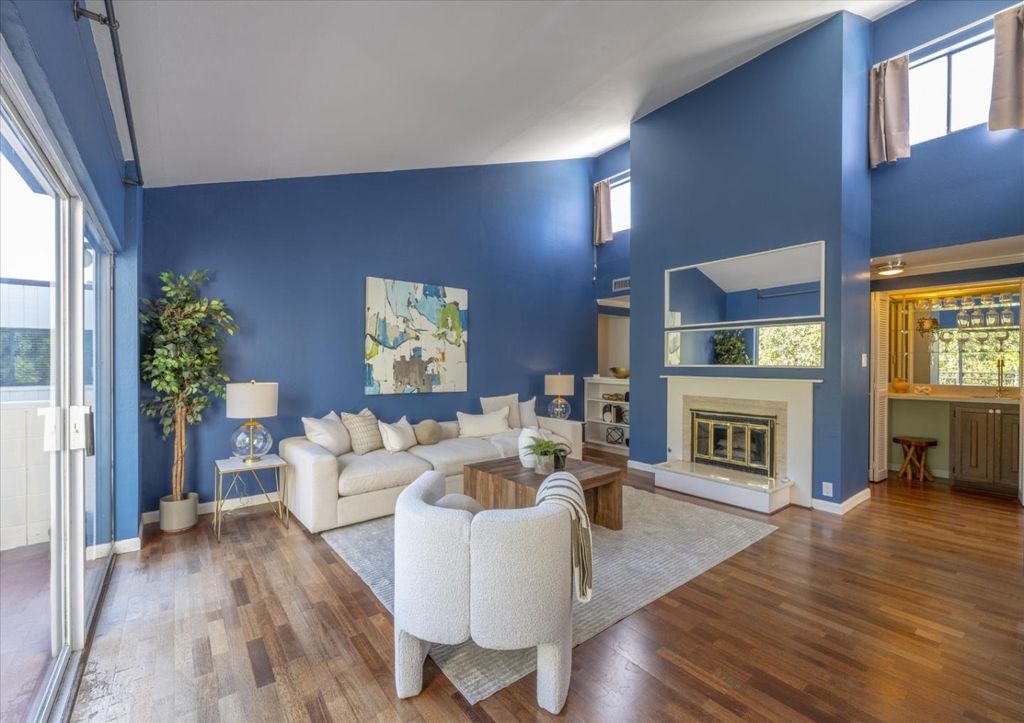 Photo of 225 Virginia Avenue #PH-D, San Mateo, CA 94402 (MLS # ML82038420)