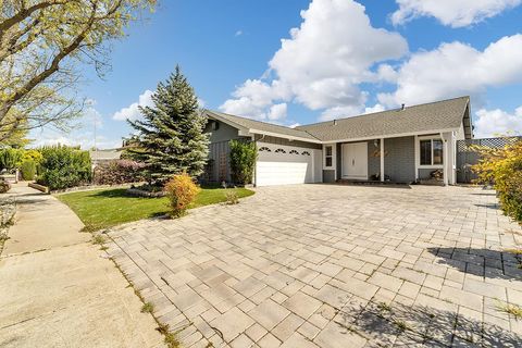 8230 Mayhews Landing Road, Newark, CA 94560 - MLS#: ML82002028