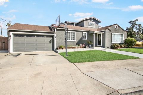 A home in San Leandro