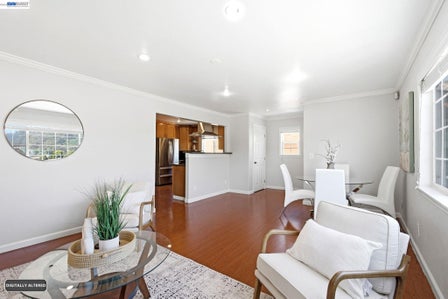 5237 FRESNO AVE — listing photo 13
