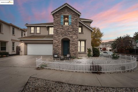 Photo of 2474 Grant St, Brentwood, CA 94513 (MLS # 41119173)